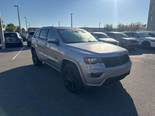 2021 Jeep Grand Cherokee Laredo