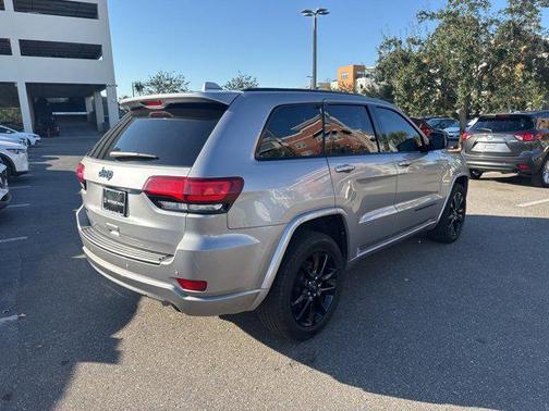2021 Jeep Grand Cherokee Laredo
