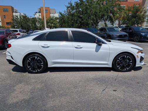 2022 Kia K5 GT-Line