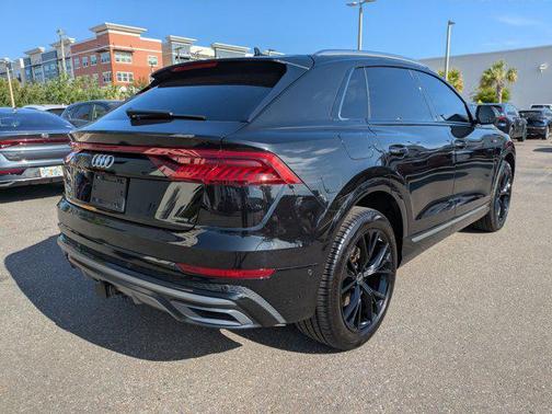 2023 Audi Q8 55 Premium Plus