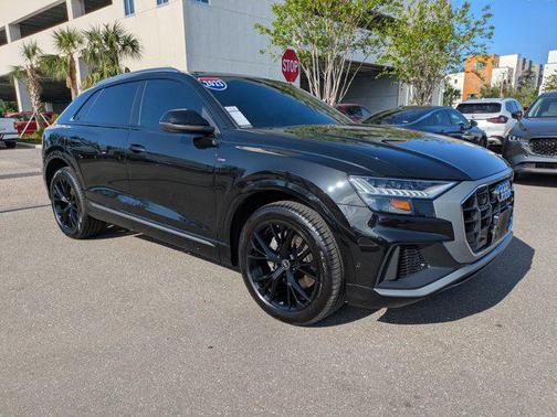 2023 Audi Q8 55 Premium Plus