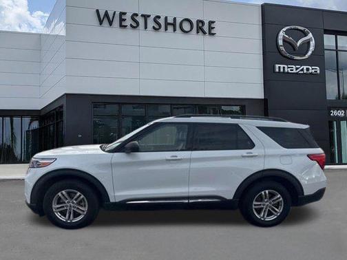 Oxford White 2023 Ford Explorer XLT