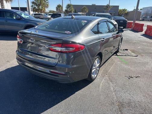 2019 Ford Fusion Hybrid SE
