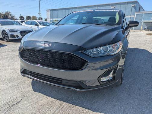 2019 Ford Fusion Hybrid SE