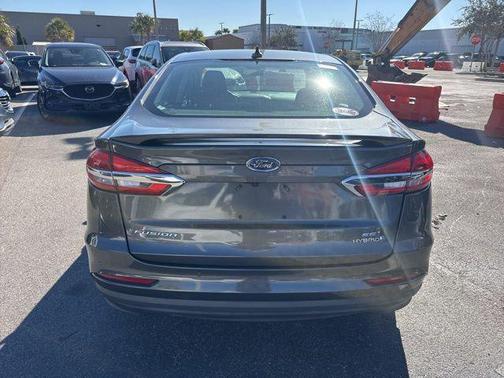 2019 Ford Fusion Hybrid SE