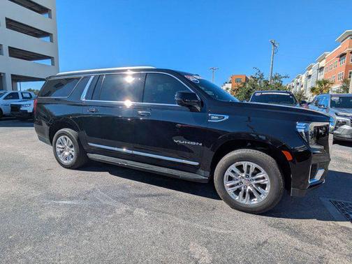 2024 GMC Yukon XL SLT