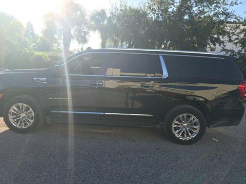 2024 GMC Yukon XL SLT