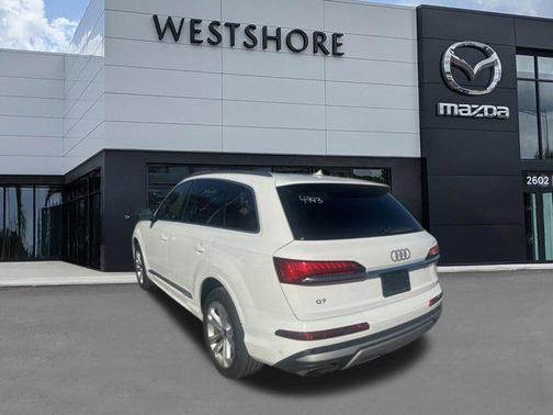 2025 Audi Q7 55 Premium Plus
