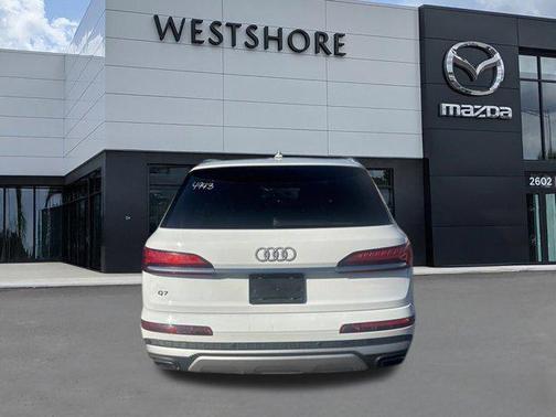2025 Audi Q7 55 Premium Plus