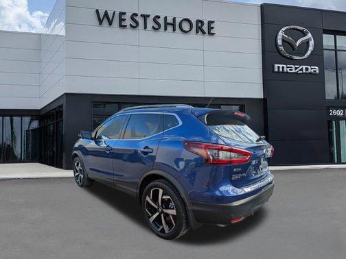 2022 Nissan Rogue Sport SL