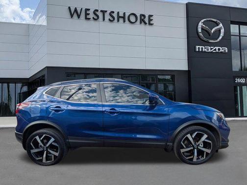 2022 Nissan Rogue Sport SL