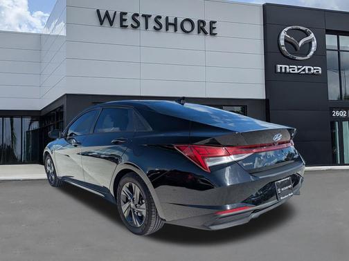 Phantom Black 2022 Hyundai ELANTRA HEV Blue