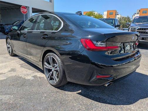 2022 BMW 330 330i