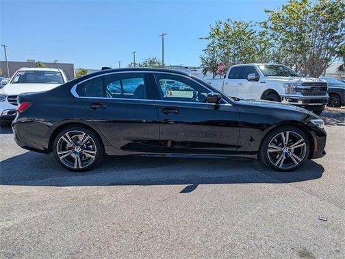 2022 BMW 330 330i