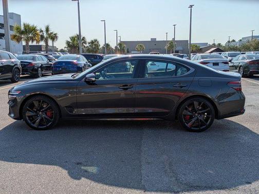 2023 Genesis G70 3.3T RWD