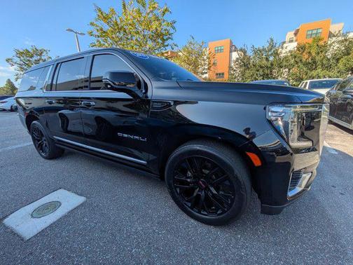 2021 GMC Yukon XL Denali