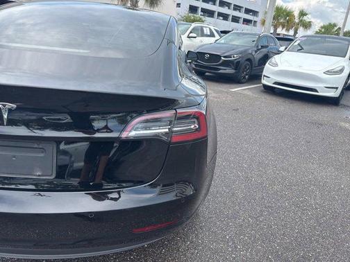 2022 Tesla Model 3 Standard Range