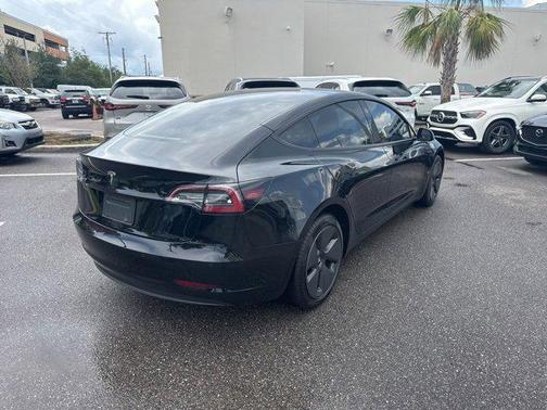 2022 Tesla Model 3 Standard Range