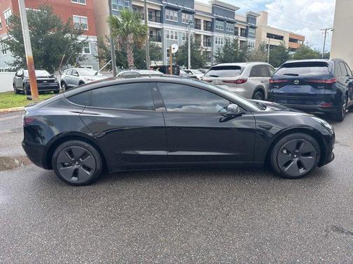 2022 Tesla Model 3 Standard Range