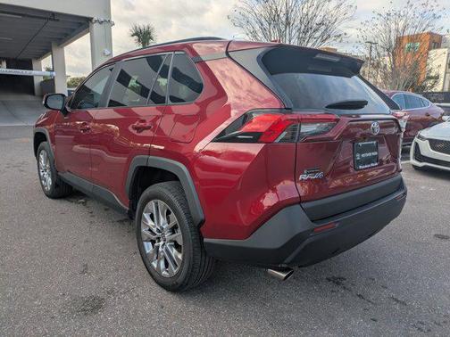 2022 Toyota RAV4 XLE Premium