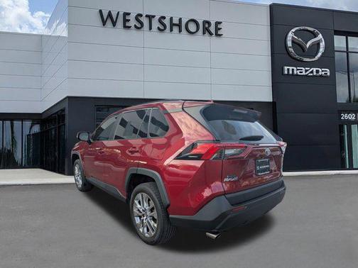 2022 Toyota RAV4 XLE Premium