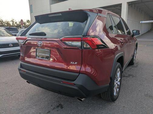 2022 Toyota RAV4 XLE Premium