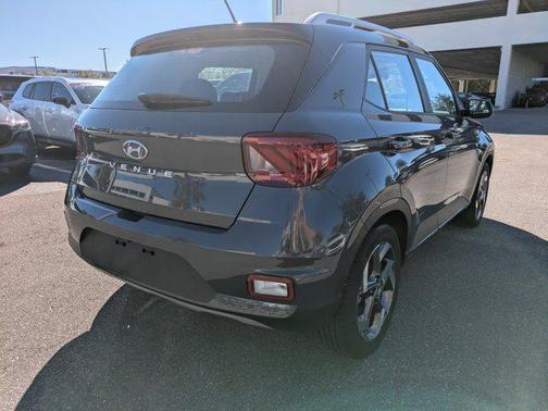 2023 Hyundai VENUE Limited