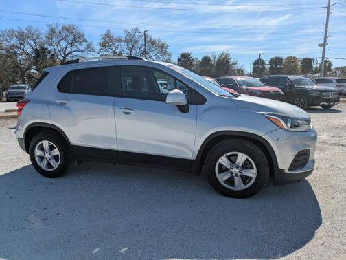 2021 Chevrolet Trax LT