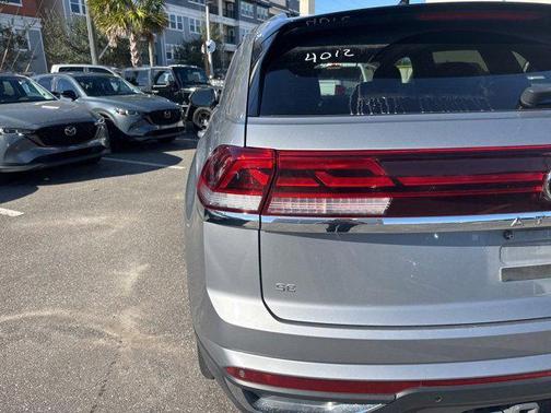 2024 Volkswagen Atlas Cross Sport 2.0T SE w/Technology 4MOTION