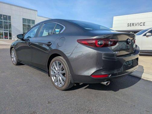 Machine Gray Metallic 2025 Mazda Mazda3 FWD w/Preferred Package