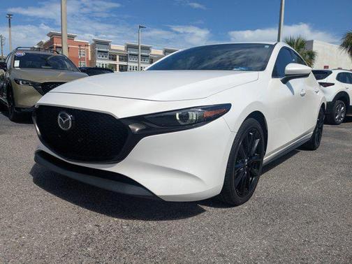 2022 Mazda Mazda3 FWD w/Premium Package