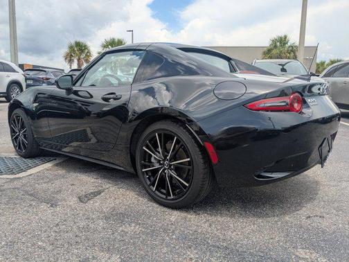 2024 Mazda MX-5 Miata RF Grand Touring