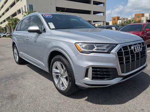 2021 Audi Q7 55 Premium Plus