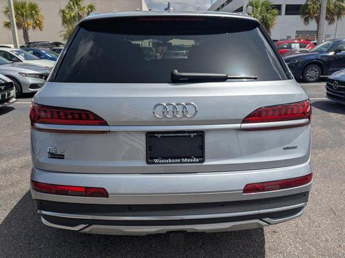 2021 Audi Q7 55 Premium Plus