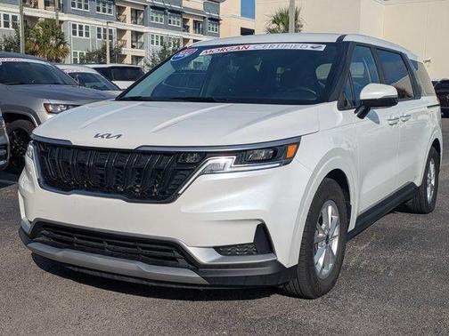 2024 Kia Carnival LX