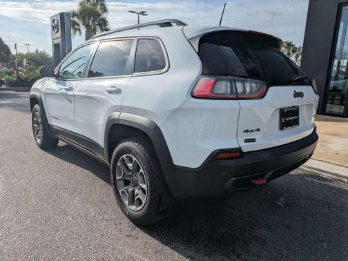 Bright White Clearcoat 2022 Jeep Cherokee Trailhawk