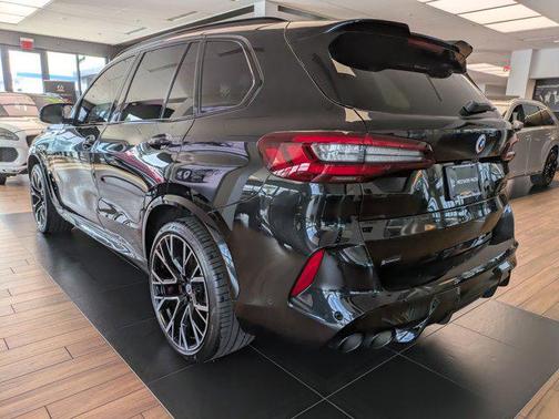 2022 BMW X5 M Base