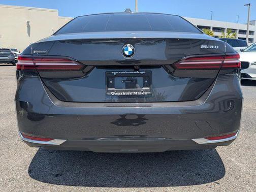 2024 BMW 530 i