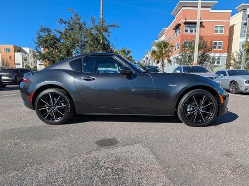 2025 Mazda MX-5 Miata RF Grand Touring