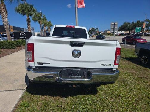 2024 RAM 3500 Big Horn Crew Cab 4x4 8' Box