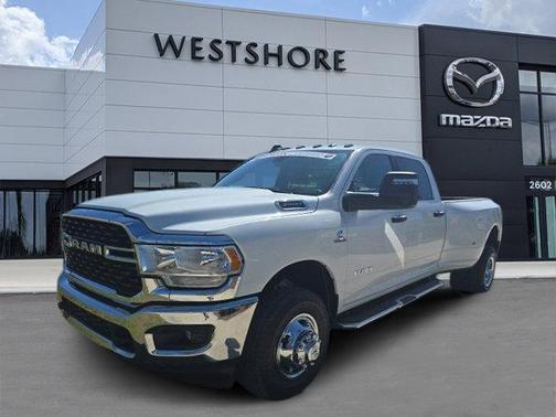 2024 RAM 3500 Big Horn Crew Cab 4x4 8' Box