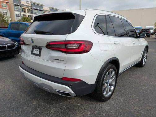 2022 BMW X5 sDrive40i