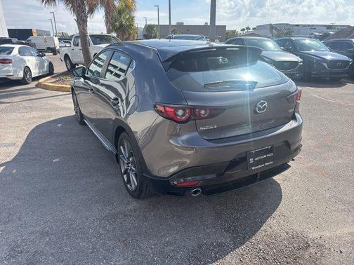 2025 Mazda Mazda3 FWD w/Preferred Package