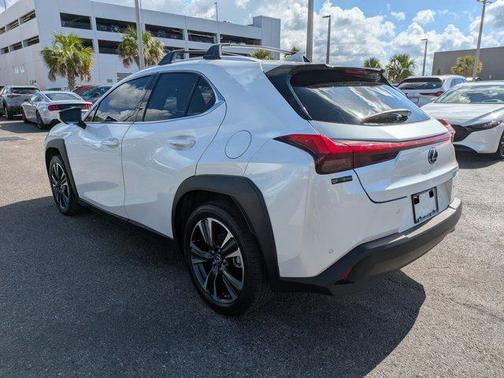 2022 Lexus UX 200 Base