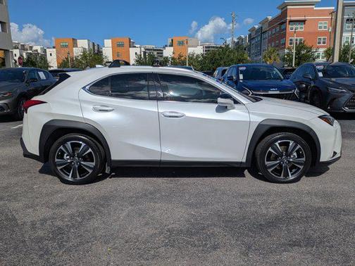 2022 Lexus UX 200 Base