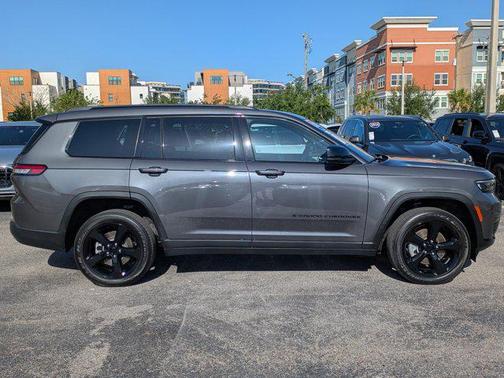 2023 Jeep Grand Cherokee L Altitude