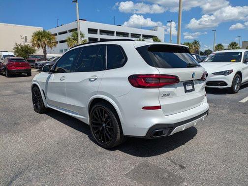 2023 BMW X5 sDrive40i