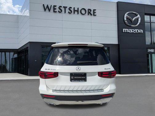 2025 Mercedes-Benz GLB 250 4MATIC