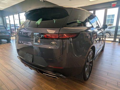 2023 Land Rover Range Rover Sport SE