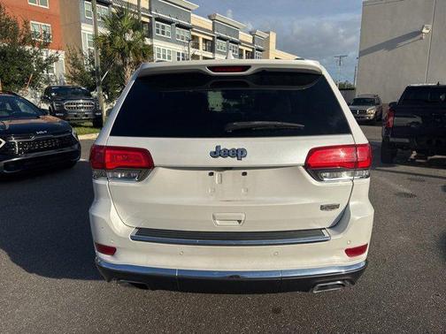 2018 Jeep Grand Cherokee Summit